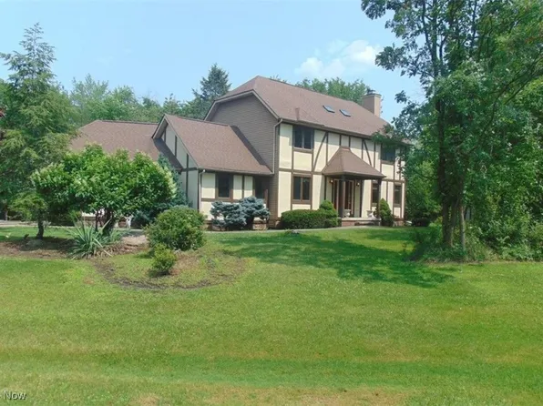 38555 Rogers Rd, Willoughby, OH 44094