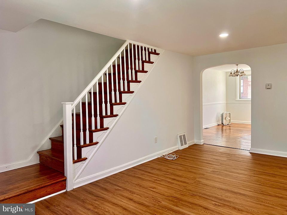 1st image of 7353 Malvern Ave