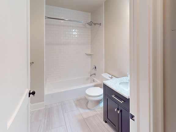 6-S-Valley-Rd-E-Bathroom 1_10152025