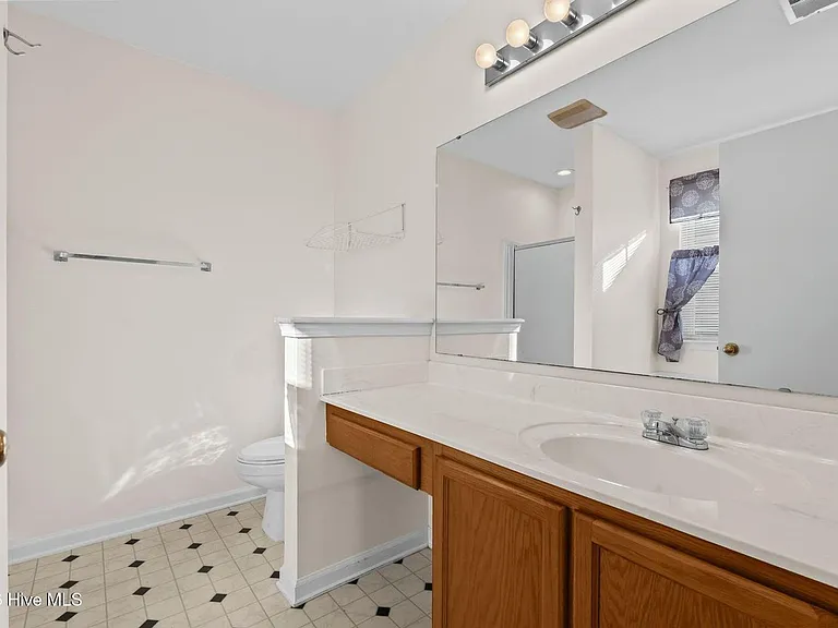 953 Wyndfall Dr SW — Photo 16