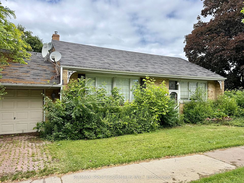 1st image of 132 Rathburn Rd