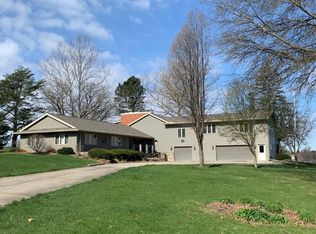104 S Park St, Creston, IA 50801