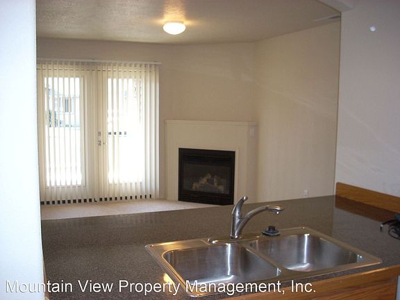 2nd image of 211 NW Greenwood Ave #11479743