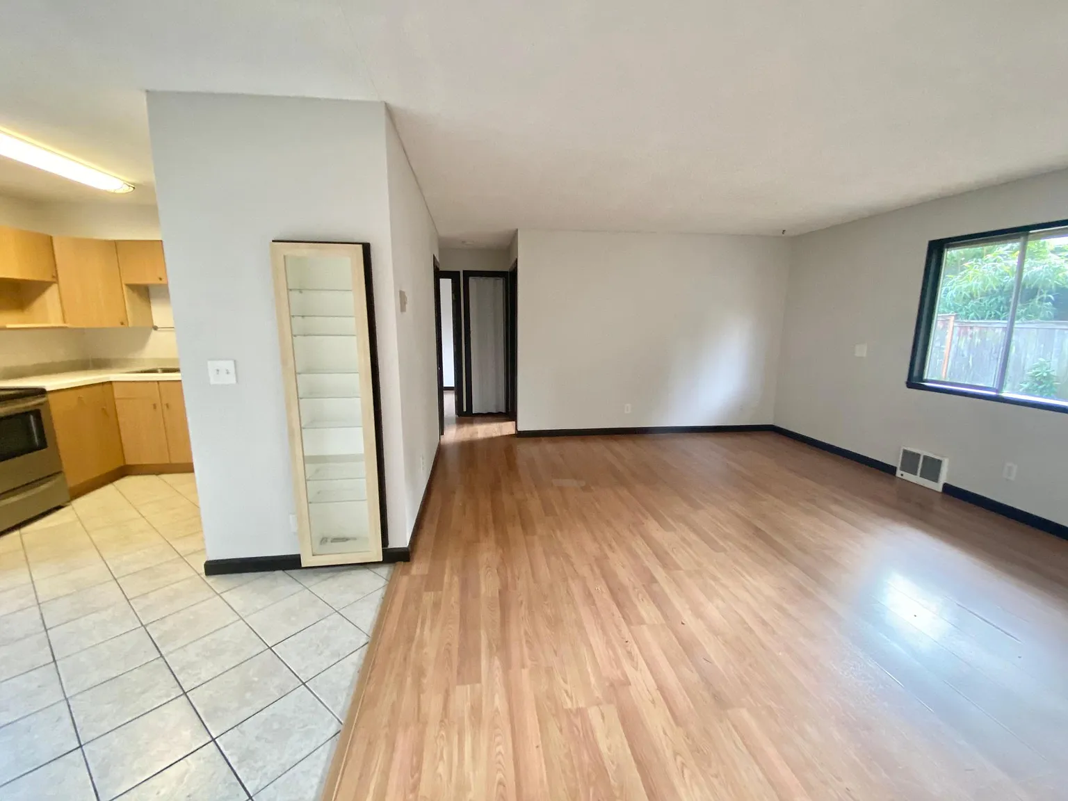 9840 SE 38th Ave — Photo 4