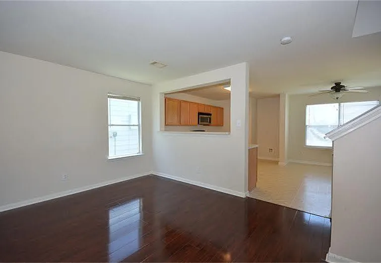 8106 Arrington Forest Ln — Photo 8