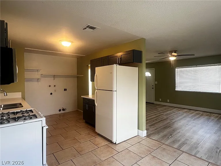 6311 Newville Ave — Photo 12