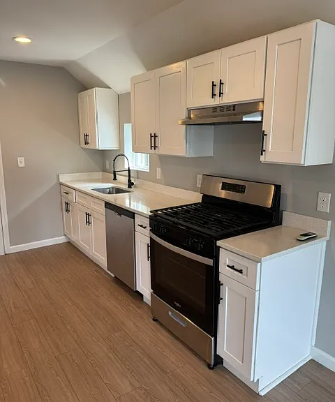 31 Hicks St #2 — Photo 3