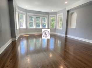 6123 N Mozart St #2, Chicago, IL 60659