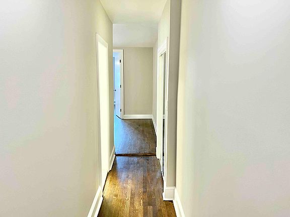 5th image of 6305 Kennedy Blvd E APT C-2
