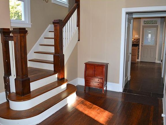 4th image of 635 Clearview Ave