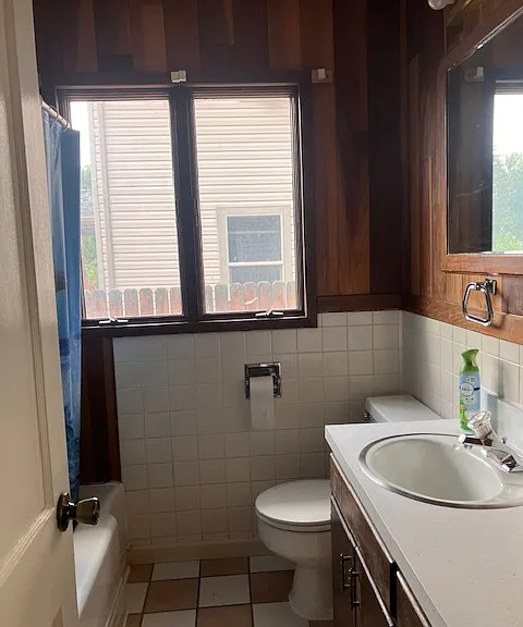 1923 Thornburgh Dr — Photo 5
