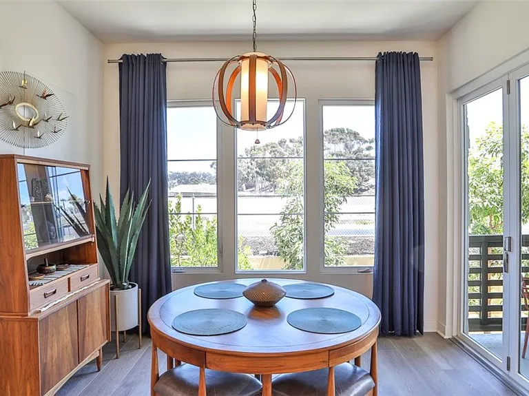 1207 Doheny Way — Photo 17
