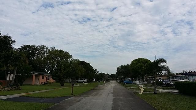 1st image of 1660 Live Oak Dr
