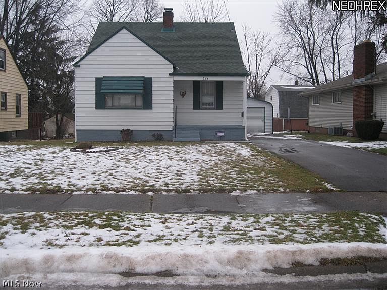 1st image of 574 Miller St