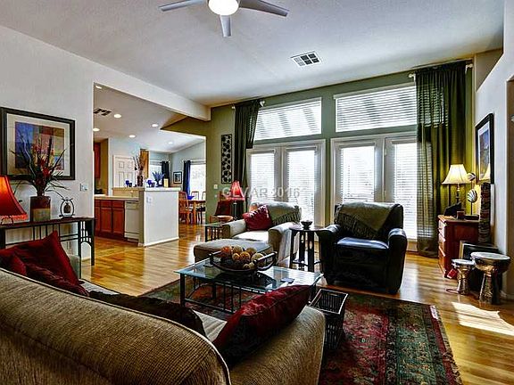 5th image of 1739 Bluff Hollow Pl