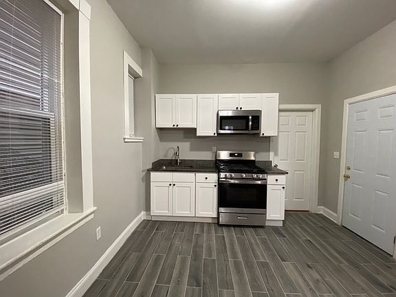 3rd image of 45 William St #A