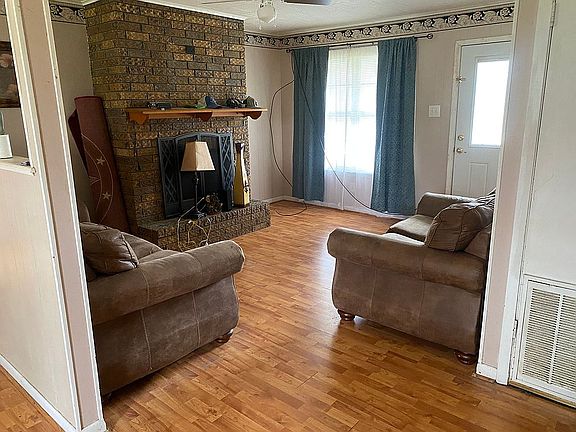 3rd image of 210 Bordelon Street Ext