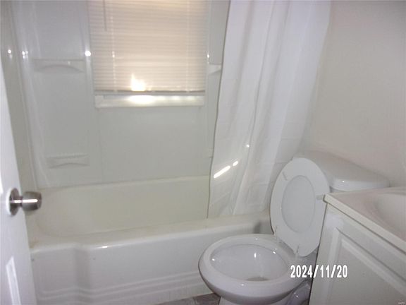 5th image of 10125 Cabot Dr