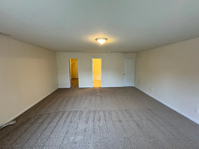 1420 Ladora Dr — Photo 10