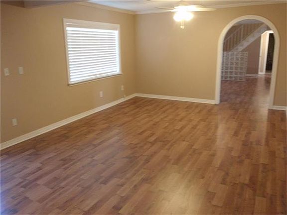4th image of 1824 Acadia Dr