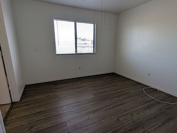 4th image of 700 Orange Ave APT 12