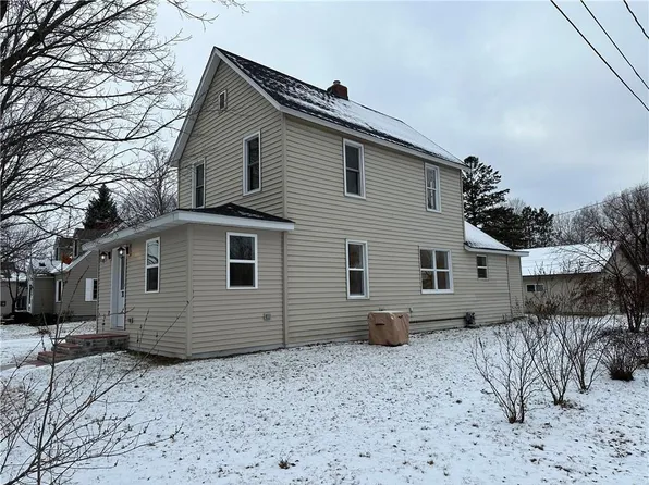 309 High Street, Spooner, WI 54801