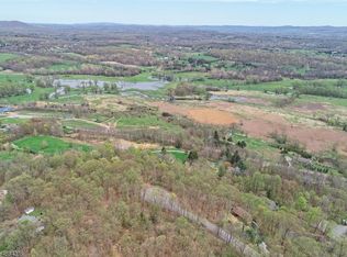 24 Pochuck Mountain Dr, Glenwood, NJ