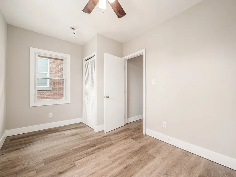 949 E Long St — Photo 22