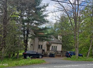 835 Hidden Lake Dr, East Stroudsburg, PA 18302