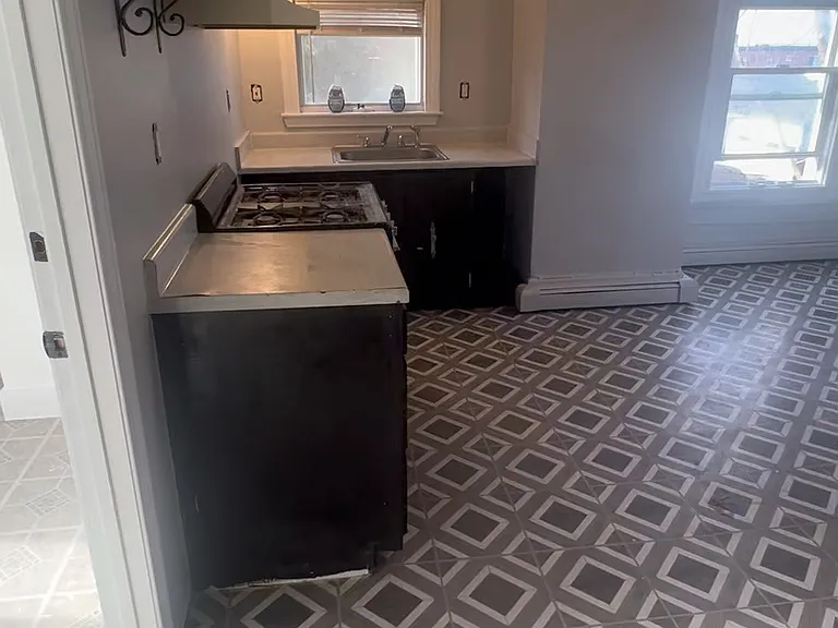 48 Grand View Ave #4 — Photo 12
