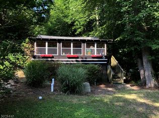 5 Flatbush Rd, Sussex, NJ 07461