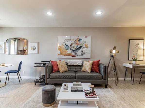 5300 E Waverly Dr, Palm Springs, CA 92264