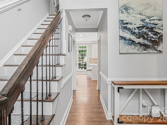 5th image of 14738 Pomerol Ln