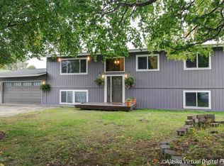 9221 Kavik St, Anchorage, AK 99502