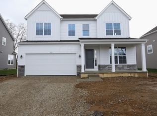132 Silver Pine Ln, Lewis Center, OH 43035