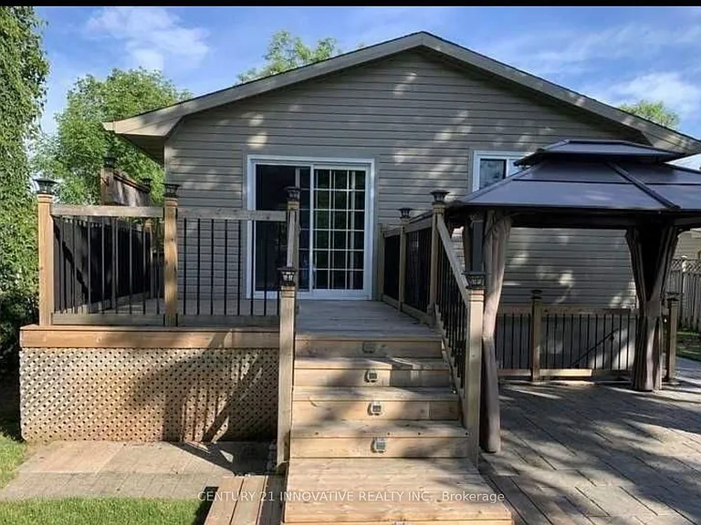 586 Chamberlain Rd — Photo 12