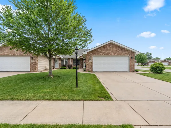 7035 Tompkins Ct, Griffith, IN 46319