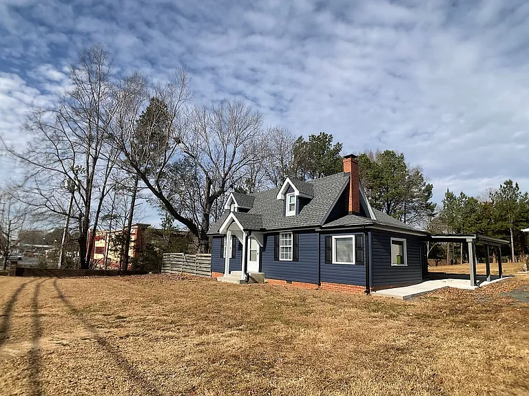 5121 Wake Forest Rd — Photo 28