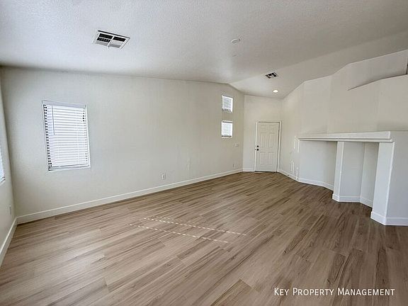 2nd image of 5718 Royal Sands St