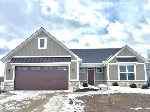 4334 Post Office Cir, Maumee, OH 43537