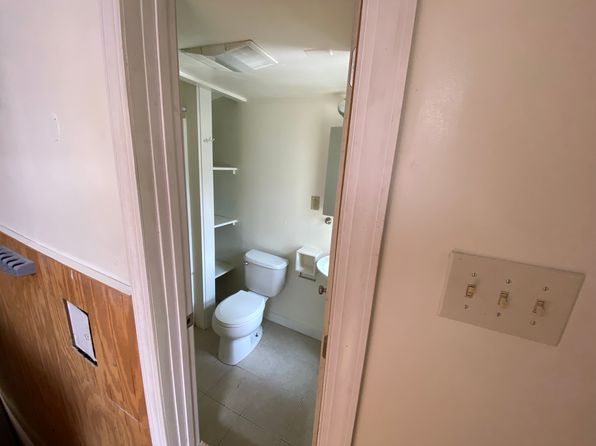 9 Bay Rd APT 5