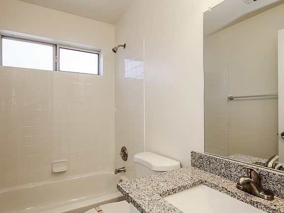 5th image of 13141 W Sheridan St