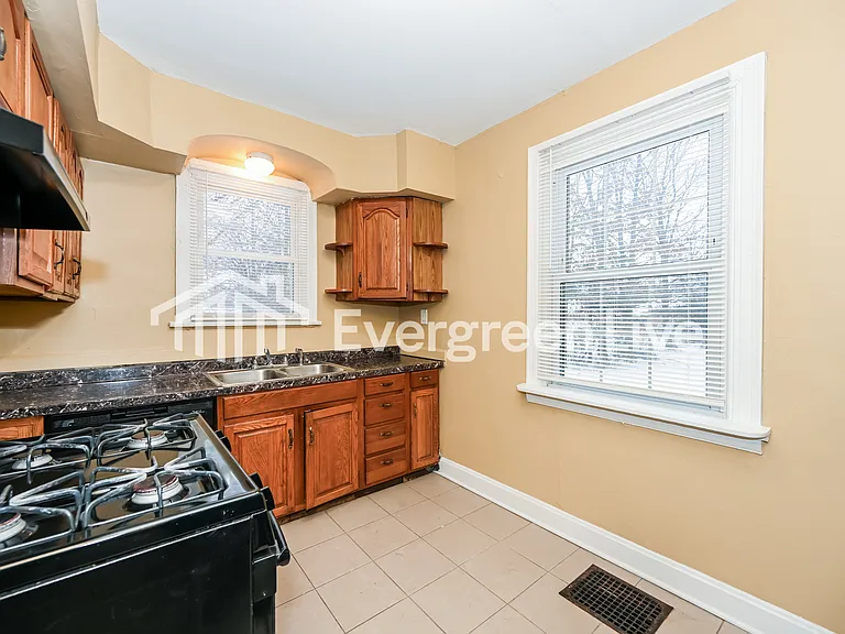 7052 Clovernook Ave — Photo 6