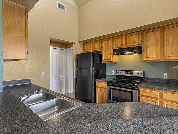 4th image of 6071 Westgate Dr APT 327