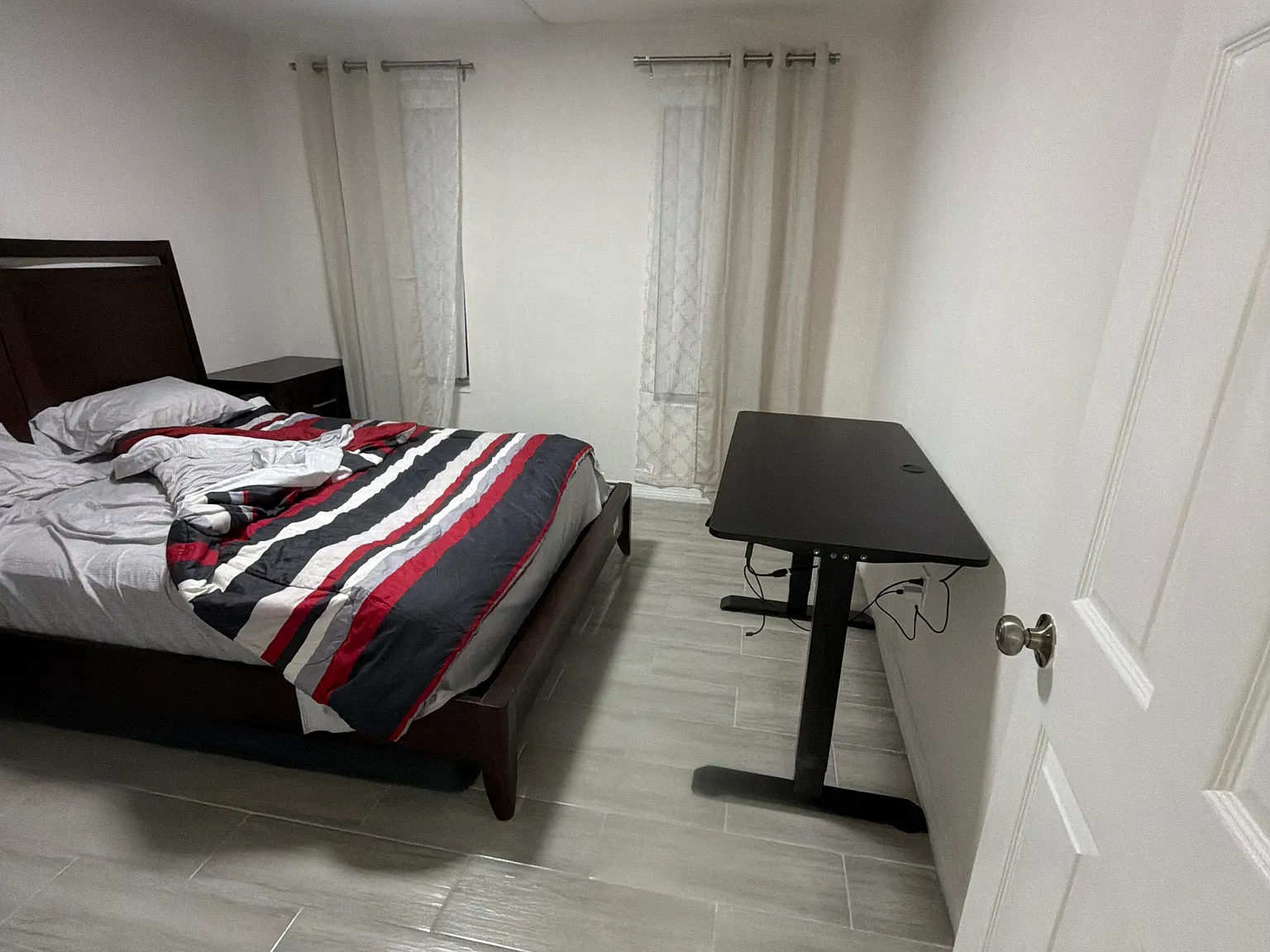 3 bed, 1262 sqft, $2,400 — Photo 3
