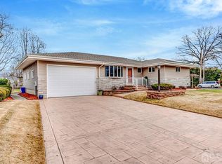 300 Shepherd Ave, Middlesex, NJ 08846