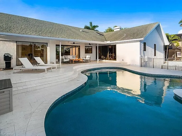 470 Lagoon Ave — Photo 45