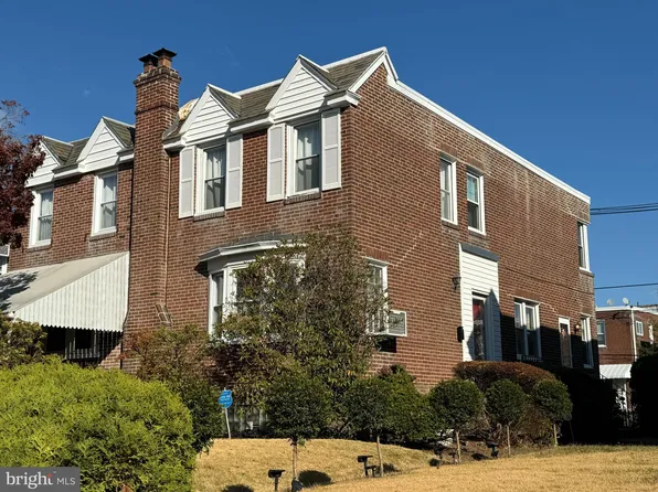 1415 Friendship St, Philadelphia, PA 19111