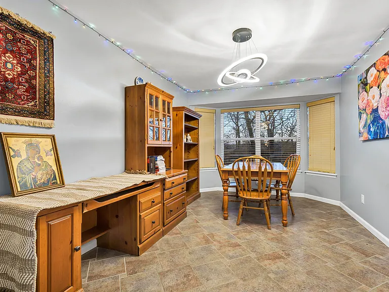 Shadow Pine Dr — Photo 6