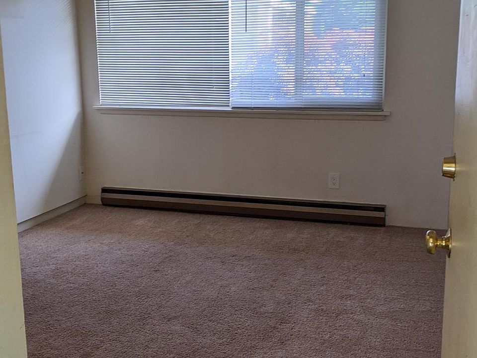 2nd image of 4200 Fremont Ave N